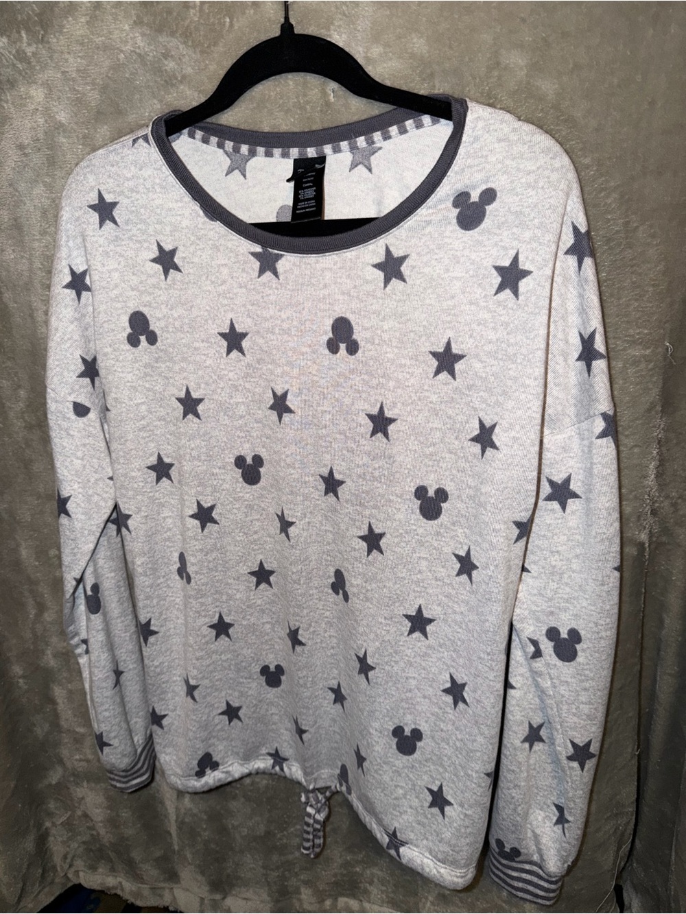 Gray Star & Mouse Print Long Sleeve Top